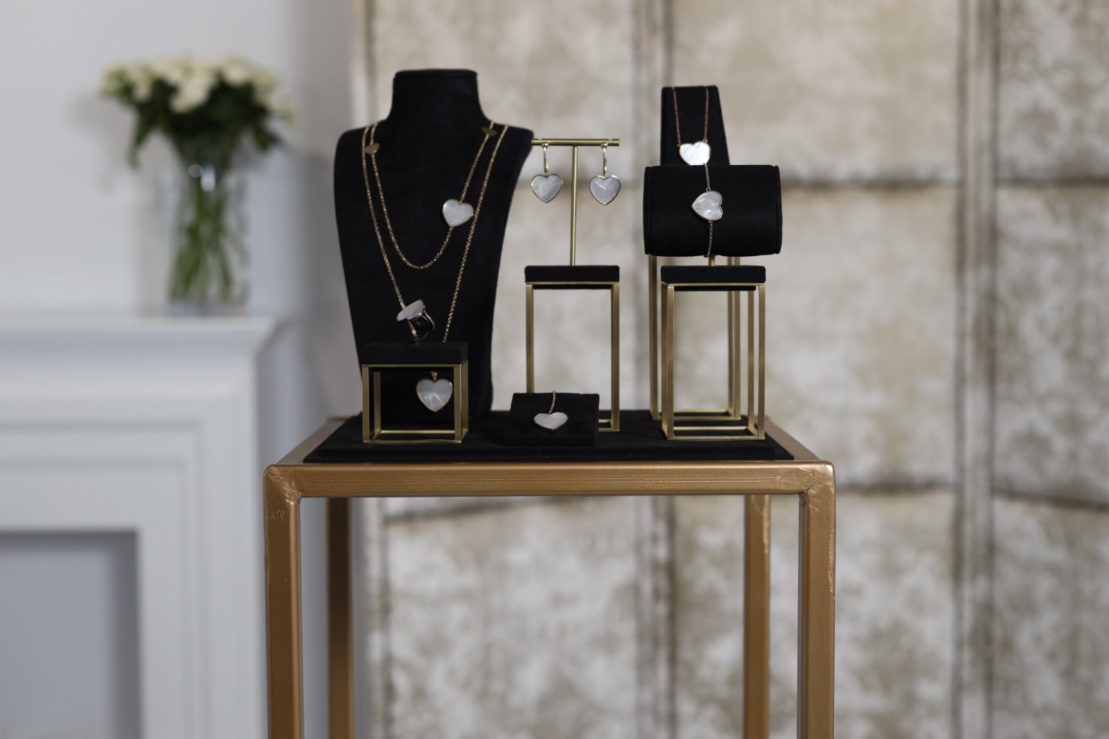 Cum alegi cadoul potrivit de Dragobete pentru ea